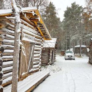 Ensilumi porotilalla